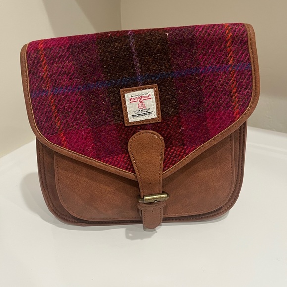 islander Handbags - ISLANDER Harris Tweed Plaid and Leather Crossbody Bag